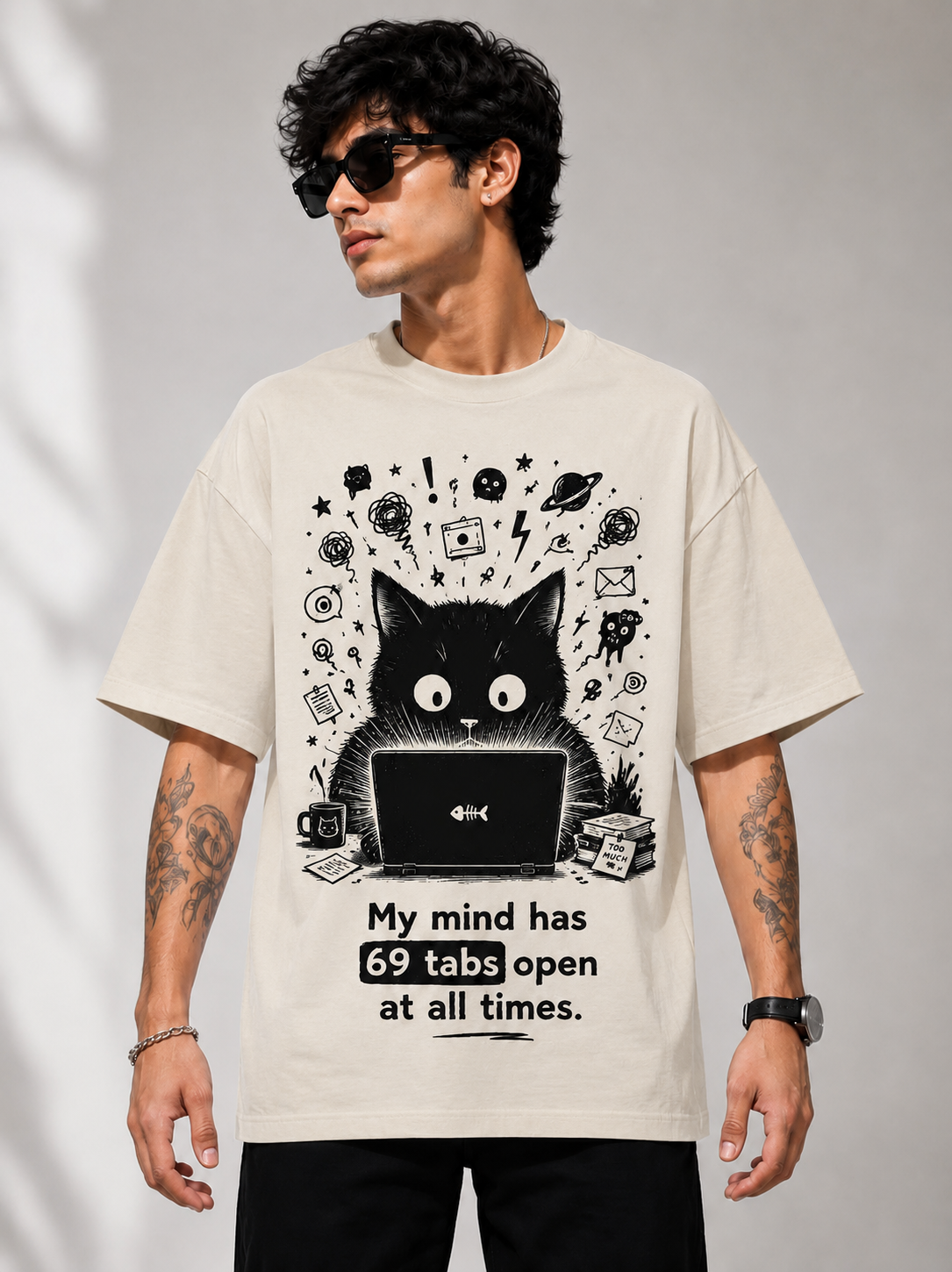 "My Mind Has 69 Tabs Open" Cat Graphic Oversized T-Shirt — Beige 1