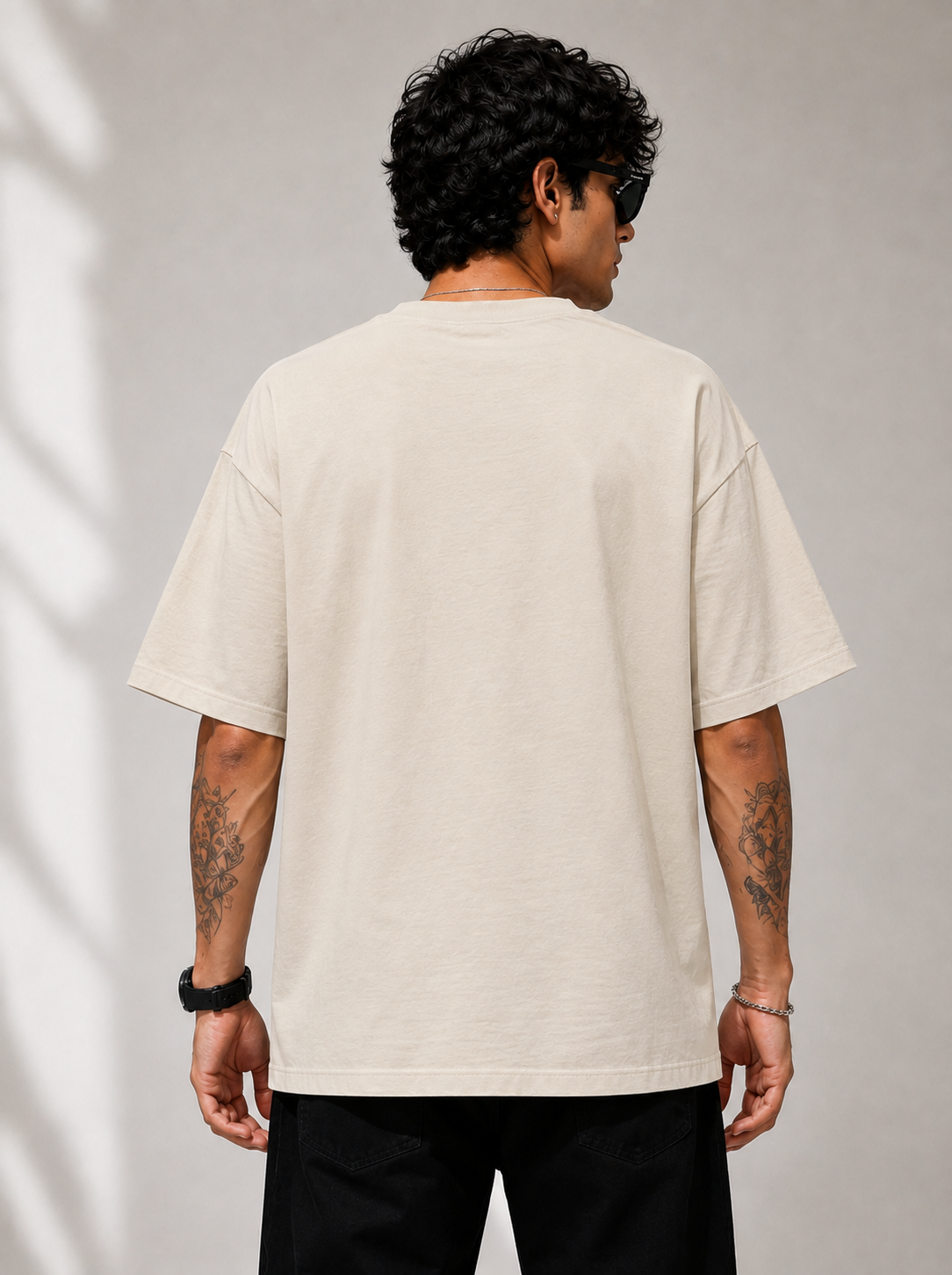 "My Mind Has 69 Tabs Open" Cat Graphic Oversized T-Shirt — Beige 2