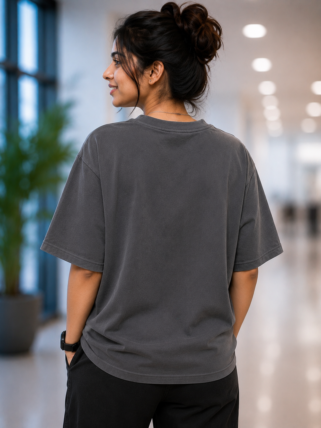 Typing... Oversized Black T-Shirt – WhatsApp Inspired Graphic | PIMBL STYLES — Smokey Grey 7